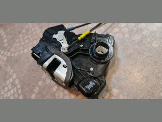 bontott TOYOTA AURIS Jobb első Ajtózár