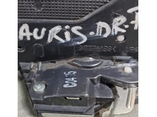 bontott TOYOTA AURIS Jobb első Ajtózár