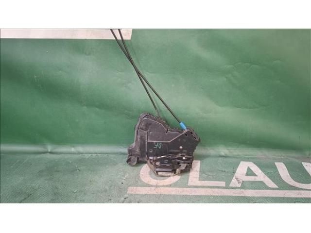 bontott TOYOTA AURIS Jobb első Ajtózár