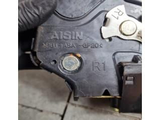 bontott TOYOTA AURIS Jobb első Ajtózár