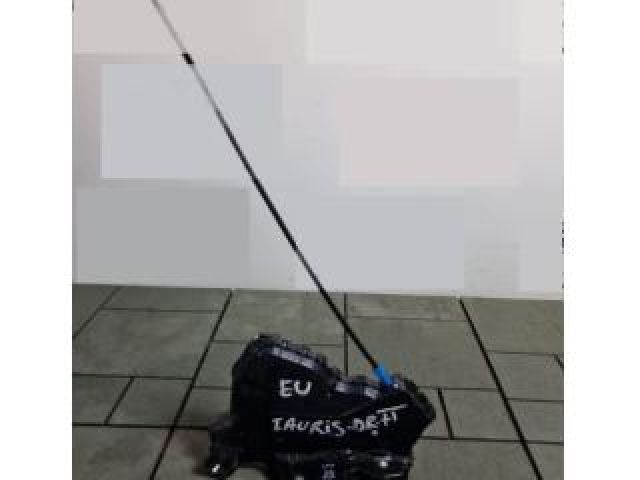 bontott TOYOTA AURIS Jobb első Ajtózár