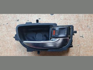 bontott TOYOTA AURIS Jobb első Belső Kilincs