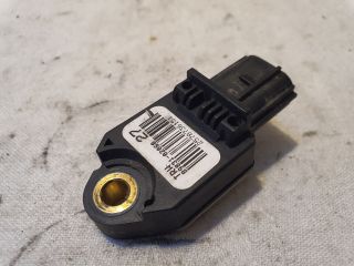 bontott TOYOTA AURIS Jobb első Oldal Ütközés Érzékelő