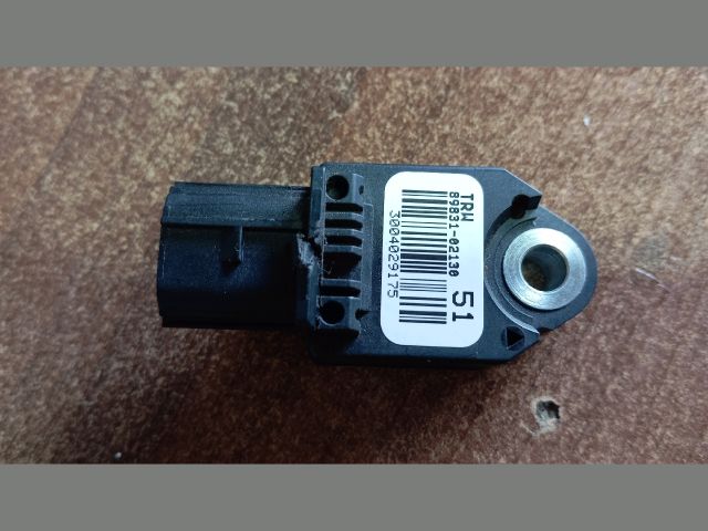 bontott TOYOTA AURIS Jobb első Oldal Ütközés Érzékelő