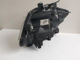 bontott TOYOTA AURIS Jobb Fényszóró