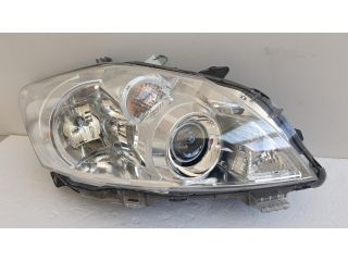 bontott TOYOTA AURIS Jobb Fényszóró