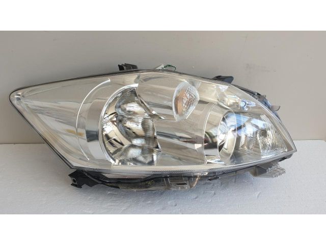 bontott TOYOTA AURIS Jobb Fényszóró