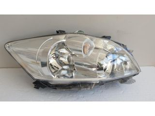 bontott TOYOTA AURIS Jobb Fényszóró