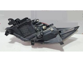 bontott TOYOTA AURIS Jobb Fényszóró