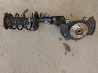 bontott TOYOTA AURIS Jobb Gólyaláb Csonkállvánnyal