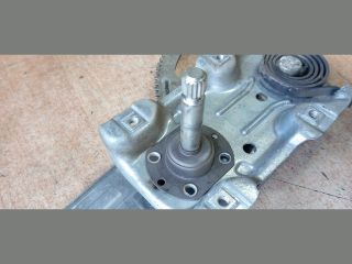 bontott TOYOTA AURIS Jobb hátsó Ablakemelő Szerkezet (Mechanikus)