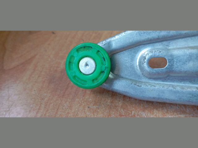 bontott TOYOTA AURIS Jobb hátsó Ablakemelő Szerkezet (Mechanikus)