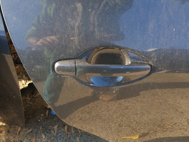 bontott TOYOTA AURIS Jobb hátsó Ajtó (Részeivel)