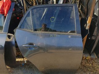 bontott TOYOTA AURIS Jobb hátsó Ajtó (Részeivel)