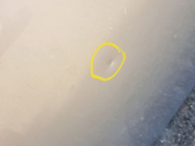 bontott TOYOTA AURIS Jobb hátsó Ajtó (Üres lemez)