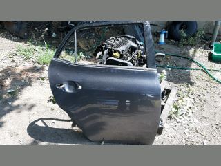 bontott TOYOTA AURIS Jobb hátsó Ajtó (Üres lemez)