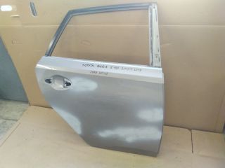 bontott TOYOTA AURIS Jobb hátsó Ajtó (Üres lemez)