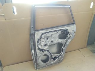 bontott TOYOTA AURIS Jobb hátsó Ajtó (Üres lemez)