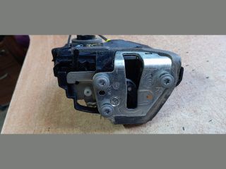 bontott TOYOTA AURIS Jobb hátsó Ajtózár