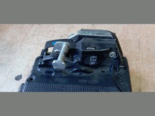 bontott TOYOTA AURIS Jobb hátsó Ajtózár