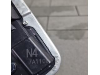 bontott TOYOTA AURIS Jobb hátsó Ajtózár