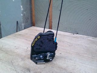 bontott TOYOTA AURIS Jobb hátsó Ajtózár