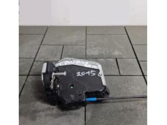 bontott TOYOTA AURIS Jobb hátsó Ajtózár