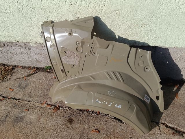 bontott TOYOTA AURIS Jobb hátsó Belső Doblemez (Fém)