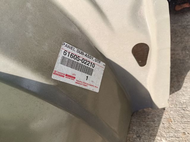 bontott TOYOTA AURIS Jobb hátsó Belső Doblemez (Fém)