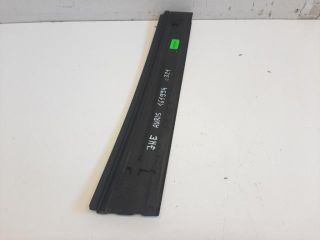 bontott TOYOTA AURIS Jobb hátsó Első Ajtókeret Burkolat