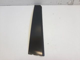 bontott TOYOTA AURIS Jobb hátsó Első Ajtókeret Burkolat