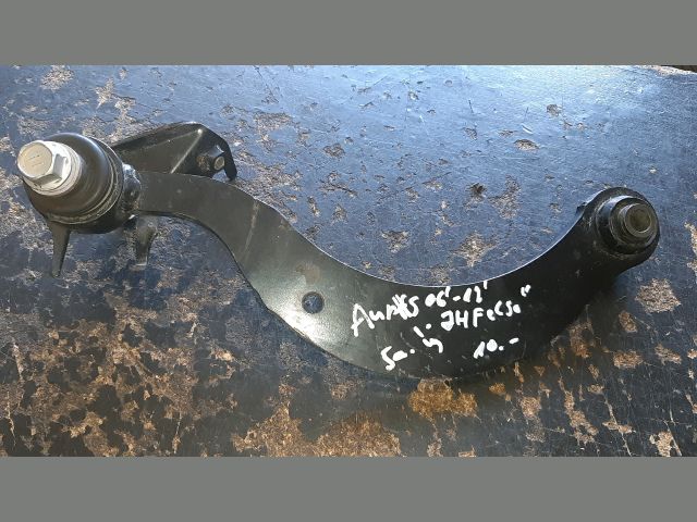 bontott TOYOTA AURIS Jobb hátsó Felső Első Lengőkar