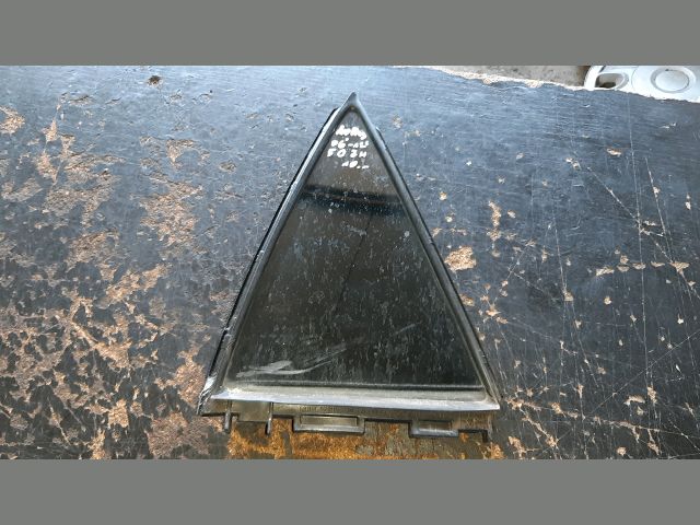 bontott TOYOTA AURIS Jobb hátsó Fixüveg (Ajtóban)