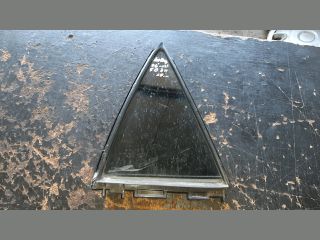 bontott TOYOTA AURIS Jobb hátsó Fixüveg (Ajtóban)