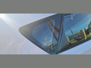 bontott TOYOTA AURIS Jobb hátsó Fixüveg (Ajtóban)