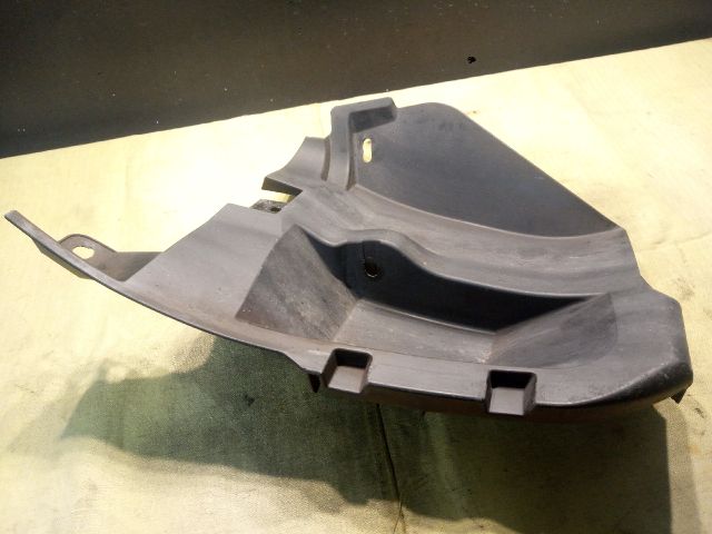 bontott TOYOTA AURIS Jobb hátsó Hátsó Dobbetét (Kerékjárati, Műanyag)