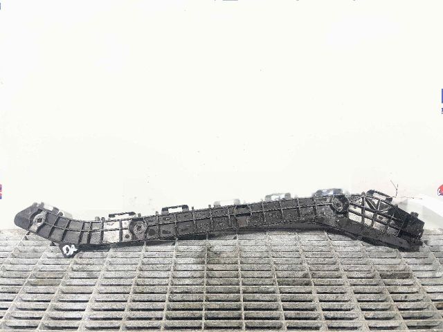 bontott TOYOTA AURIS Jobb hátsó Lökhárító Tartó (Műanyag)