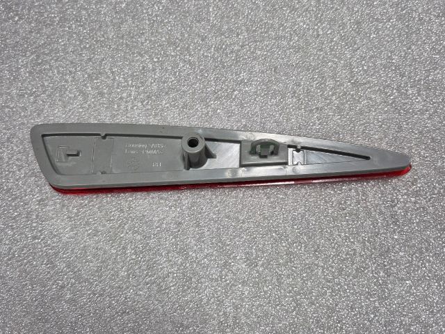 bontott TOYOTA AURIS Jobb hátsó Prizma