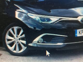 bontott TOYOTA AURIS Jobb Ködfényszóró Lámpakeret