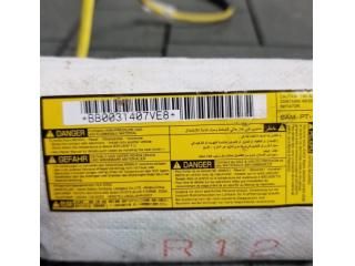 bontott TOYOTA AURIS Jobb Oldallégzsák