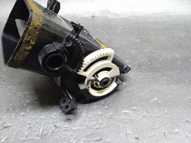 bontott TOYOTA AURIS Jobb Szellőző