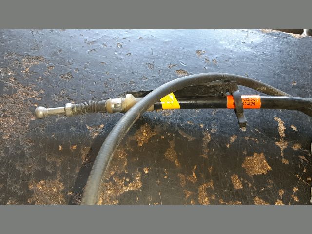 bontott TOYOTA AURIS Kézifék Bowden