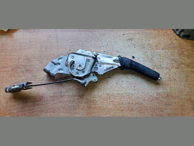 bontott TOYOTA AURIS Kézifék Kar