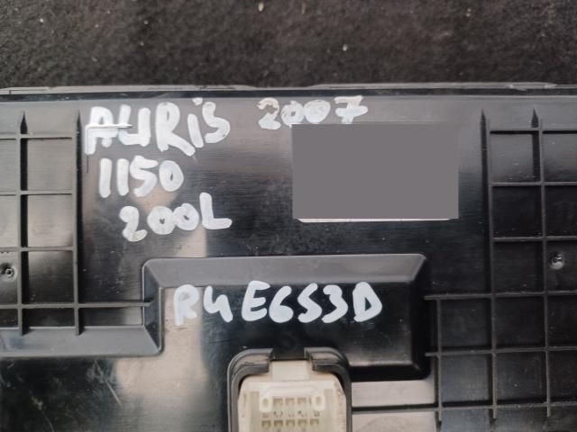 bontott TOYOTA AURIS Klíma Kapcsoló