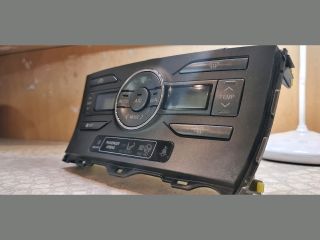 bontott TOYOTA AURIS Klíma Kapcsoló