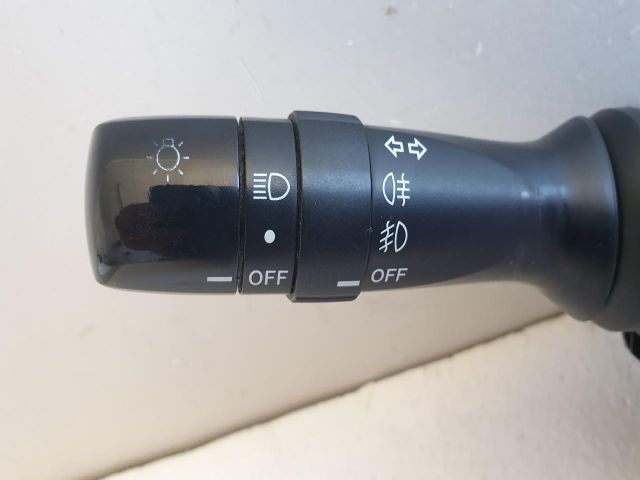 bontott TOYOTA AURIS Komplett Kormánykapcsoló (Bajuszkapcsoló)