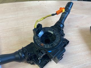 bontott TOYOTA AURIS Komplett Kormánykapcsoló (Bajuszkapcsoló)