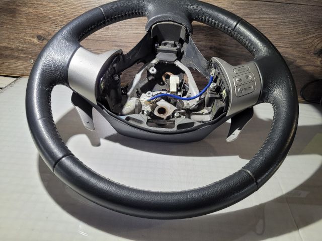 bontott TOYOTA AURIS Kormány