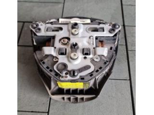 bontott TOYOTA AURIS Kormánylégzsák