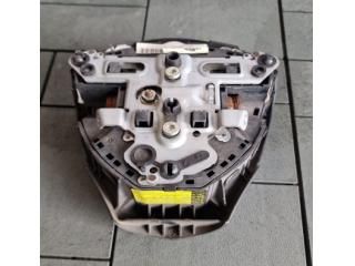 bontott TOYOTA AURIS Kormánylégzsák